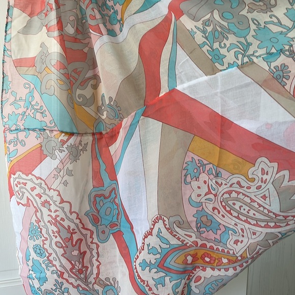 Beautiful Polyester Women’s Infinity Scarf - Picture 3 of 5